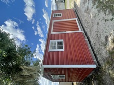 10X20 Handi House